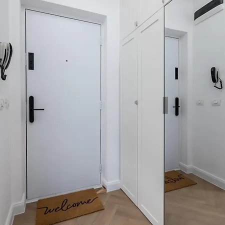 Apartment Ariel Dristor Bucharest